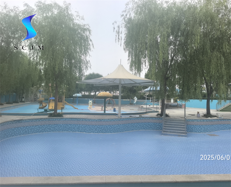 烟台莱州水上乐园瓷砖改造胶膜铺装完成