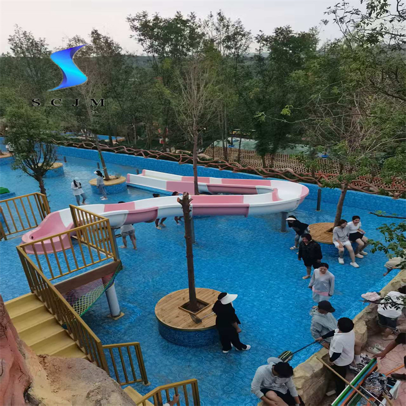 河南洛阳龙之梦水上乐园胶膜铺装施工完成